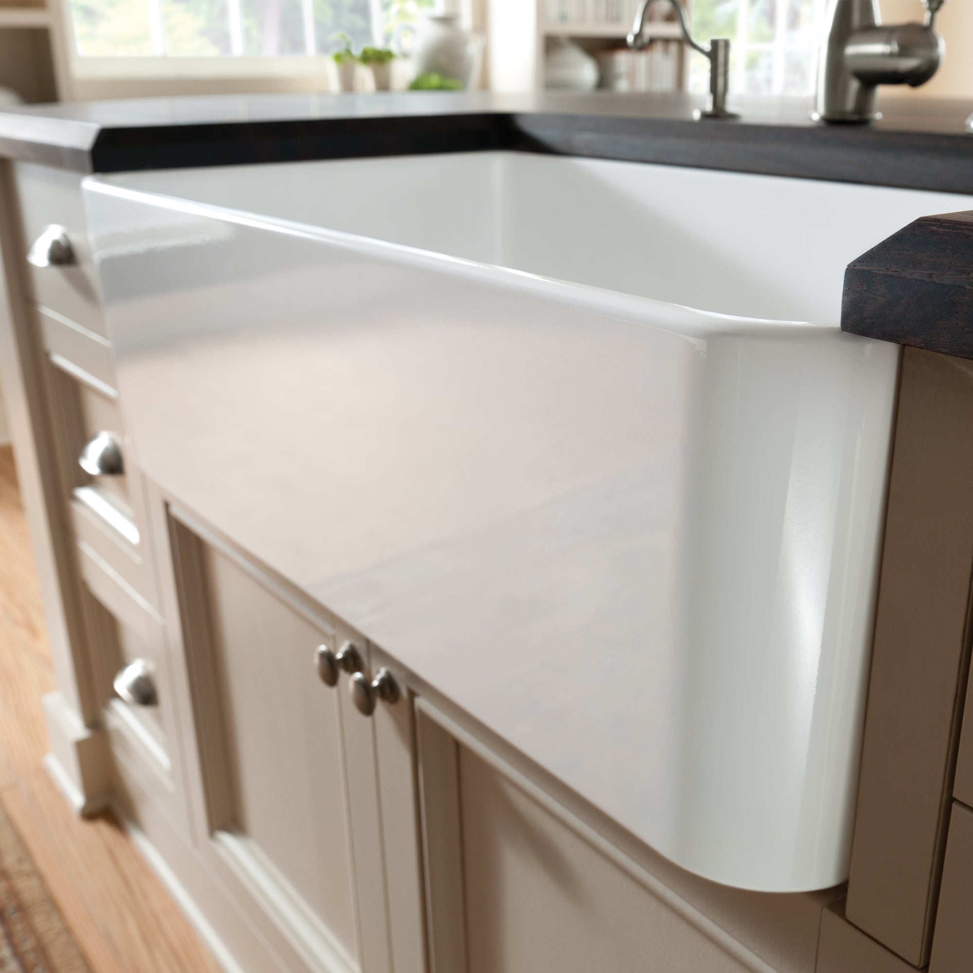 Blanco 401428- CERANA, Ceramic/Fireclay Farmhouse Kitchen Sink, Ceramic White - FaucetExpress.ca
