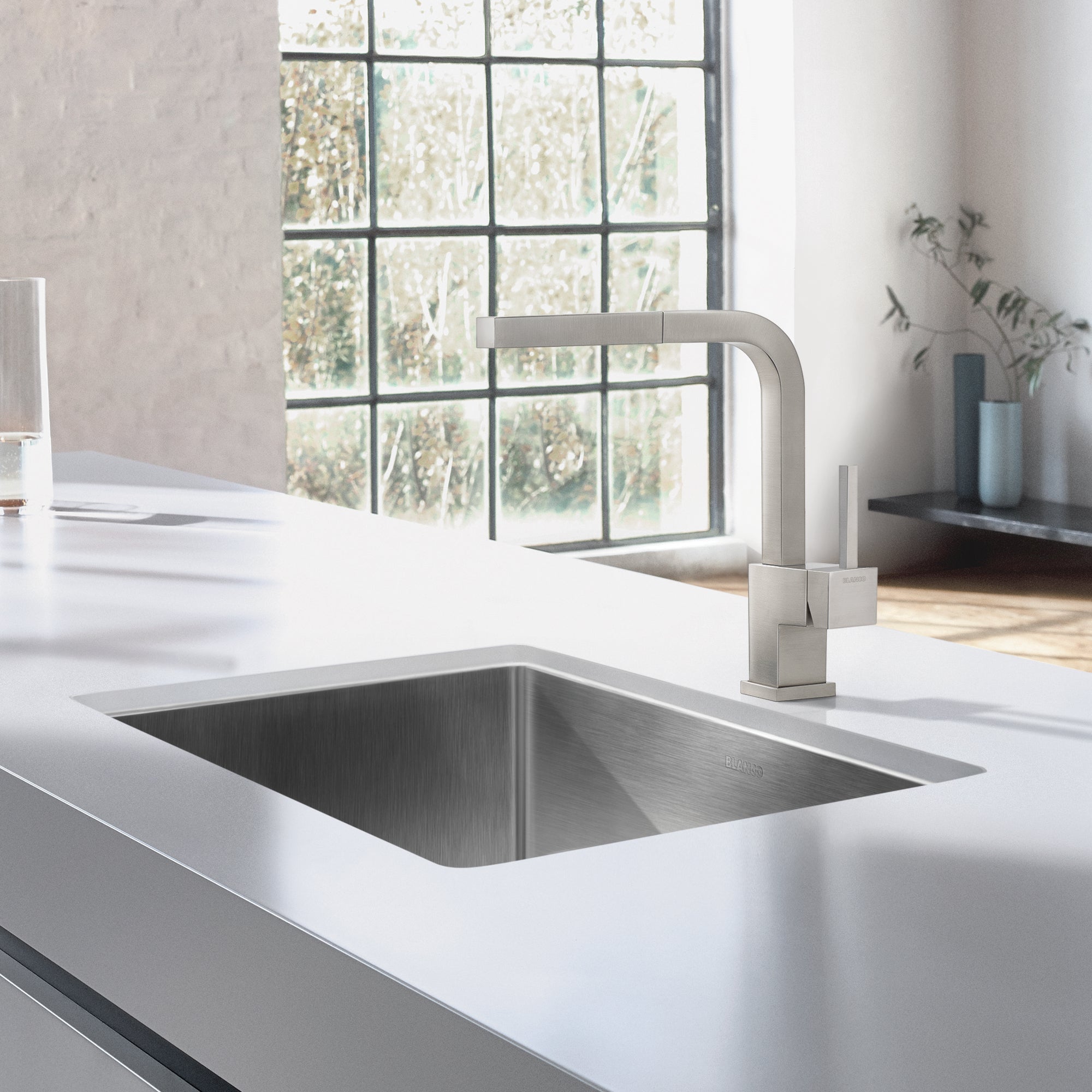 Blanco 401517- QUATRUS R15 U 1 Medium Undermount Sink, Stainless Steel - FaucetExpress.ca