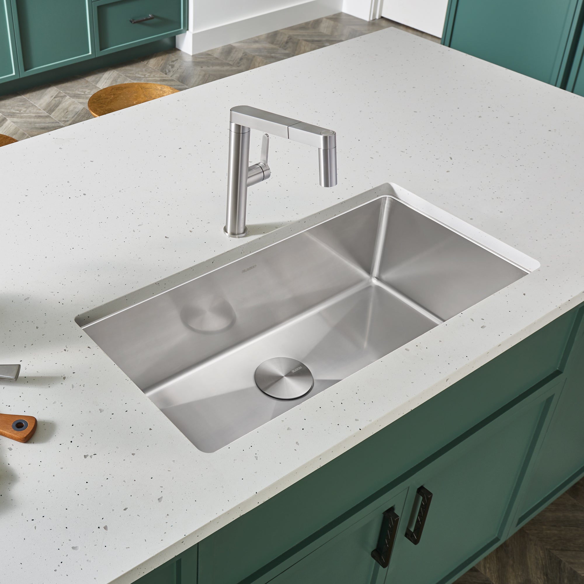 Blanco 401518- QUATRUS R15 U Super Single Undermount Sink, Stainless Steel - FaucetExpress.ca