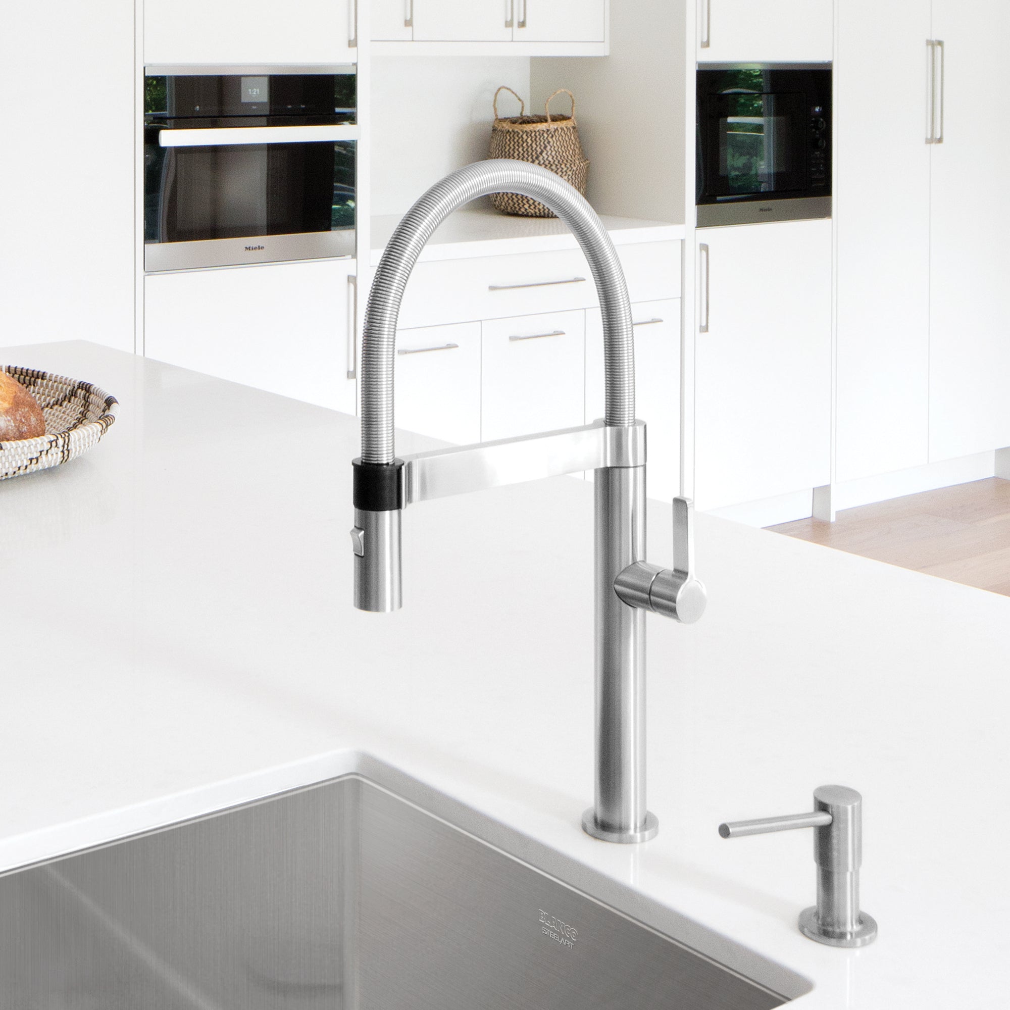 Blanco 401568- BLANCOCULINA Mini Pull-Down Kitchen Faucet, Classic Steel - FaucetExpress.ca