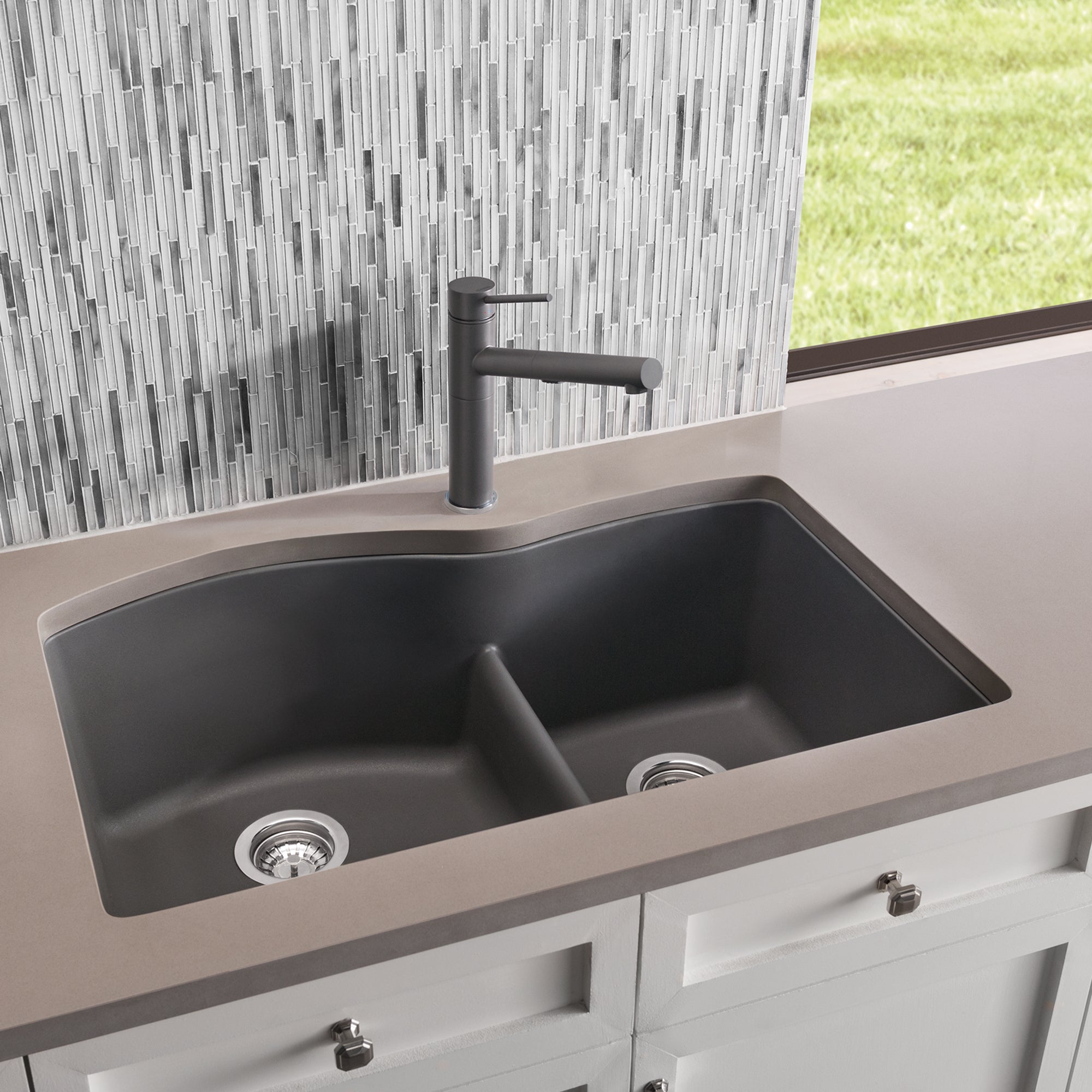 Blanco 401574- DIAMOND U 1 ¾ Low Divide Double Bowl Sink, Cinder - FaucetExpress.ca