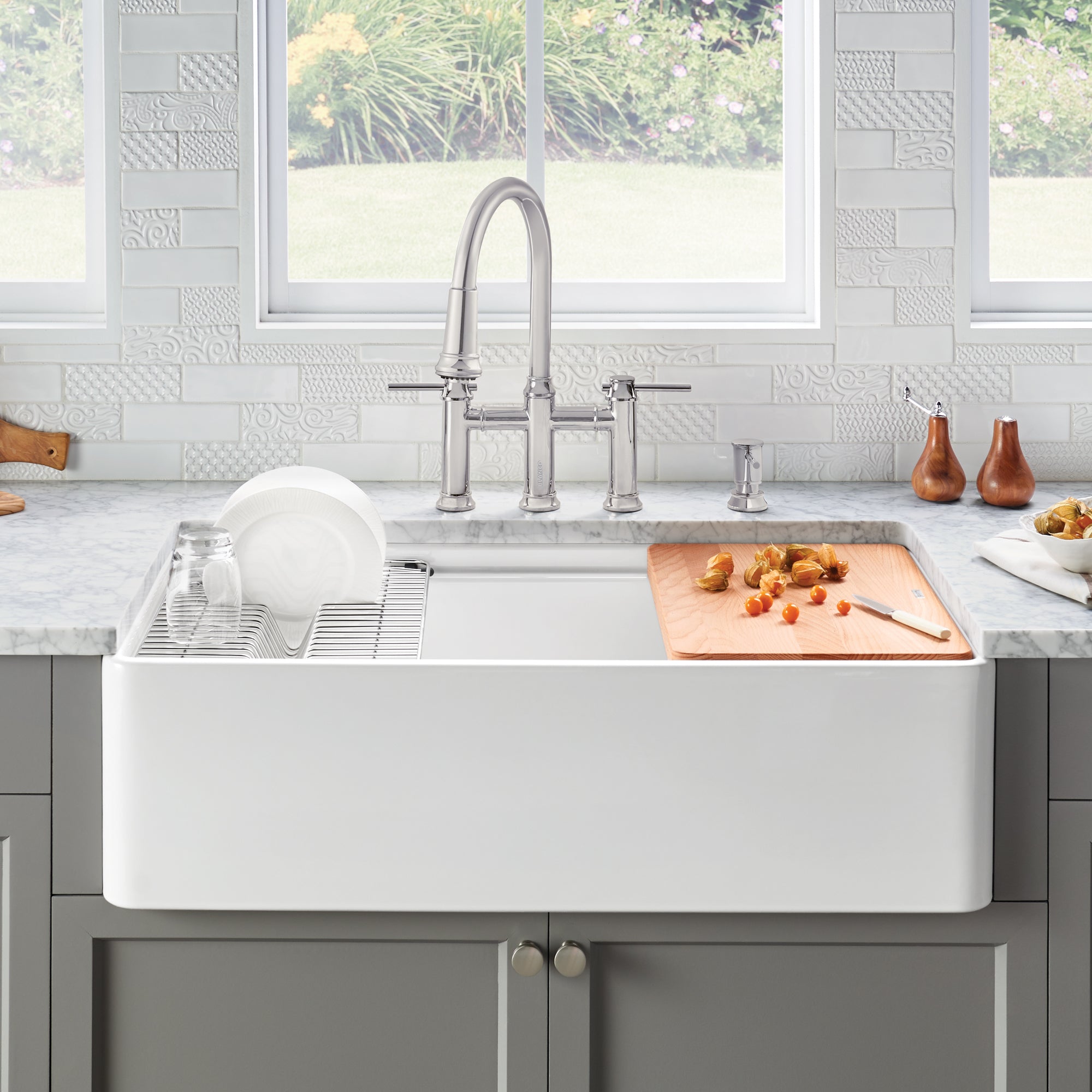 Blanco 401808- PROFINA 36" Farmhouse Kitchen Sink, Fireclay, Ceramic White - FaucetExpress.ca