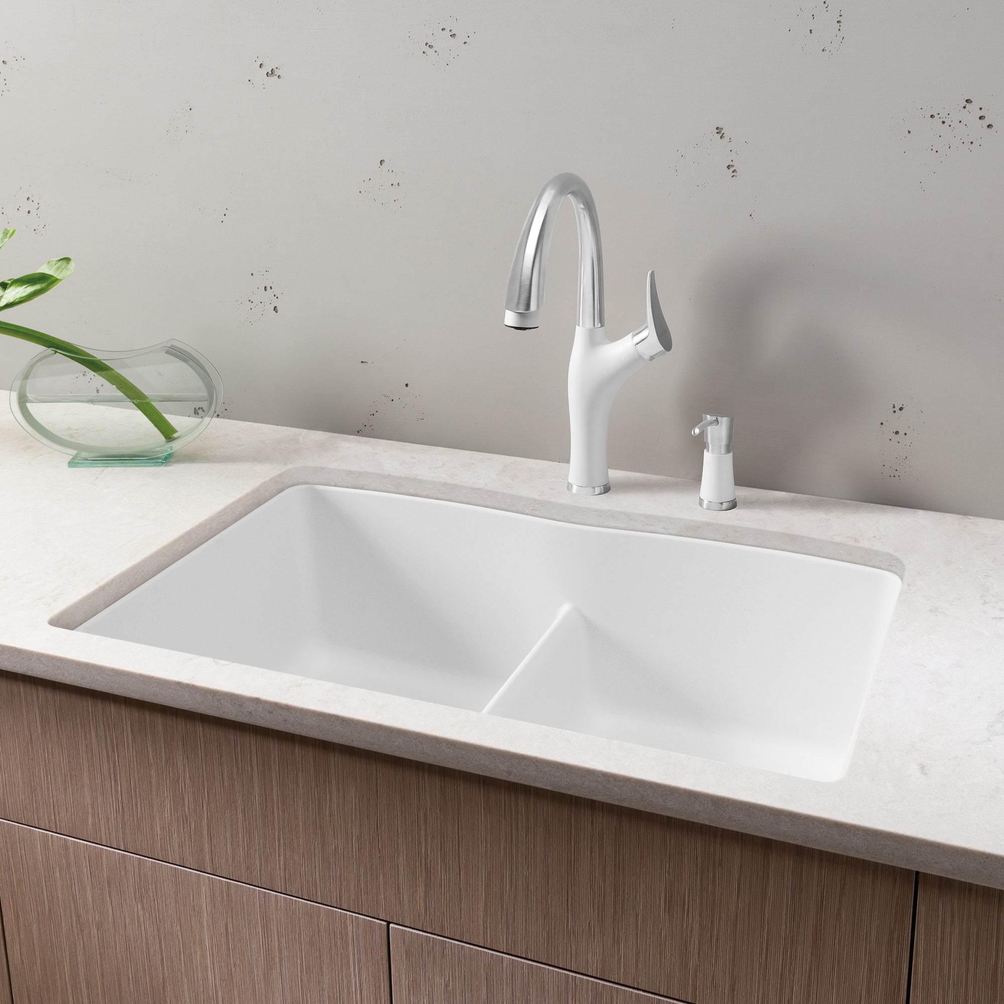 Blanco 401838- Blanco Diamond U 2 Low Divide Silgranit White - FaucetExpress.ca