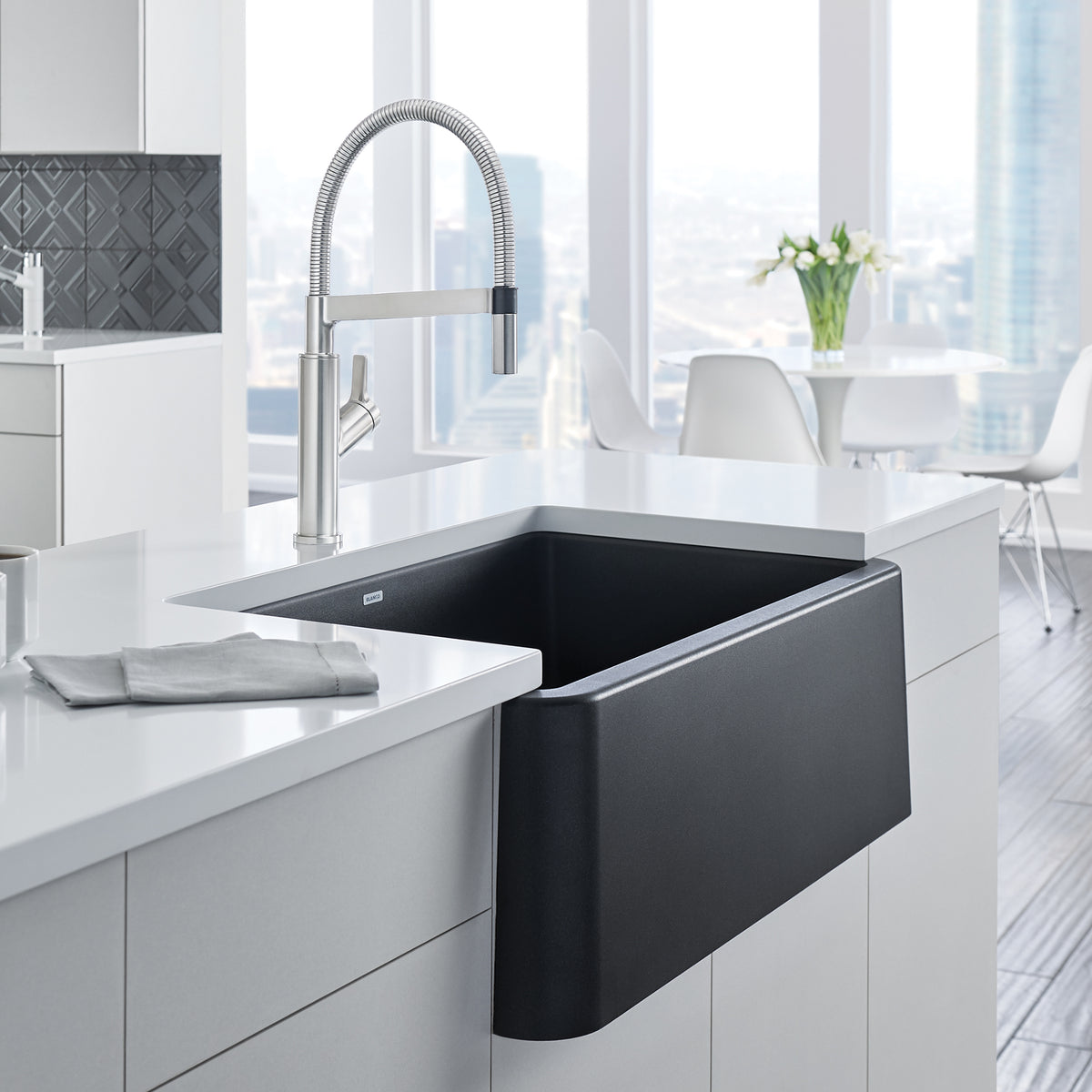 Blanco 401870- IKON 33 Farmhouse Kitchen Sink, SILGRANIT®, Anthracite - FaucetExpress.ca