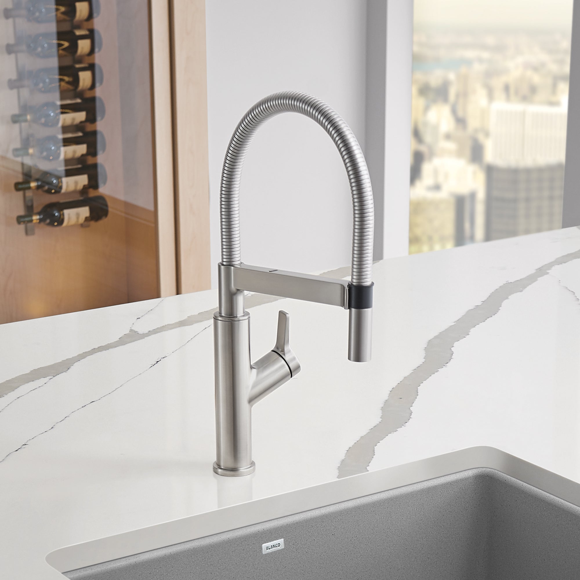 Blanco 401993- SOLENTA SENSO Hands-Free Sensor Faucet, Stainless Finish - FaucetExpress.ca