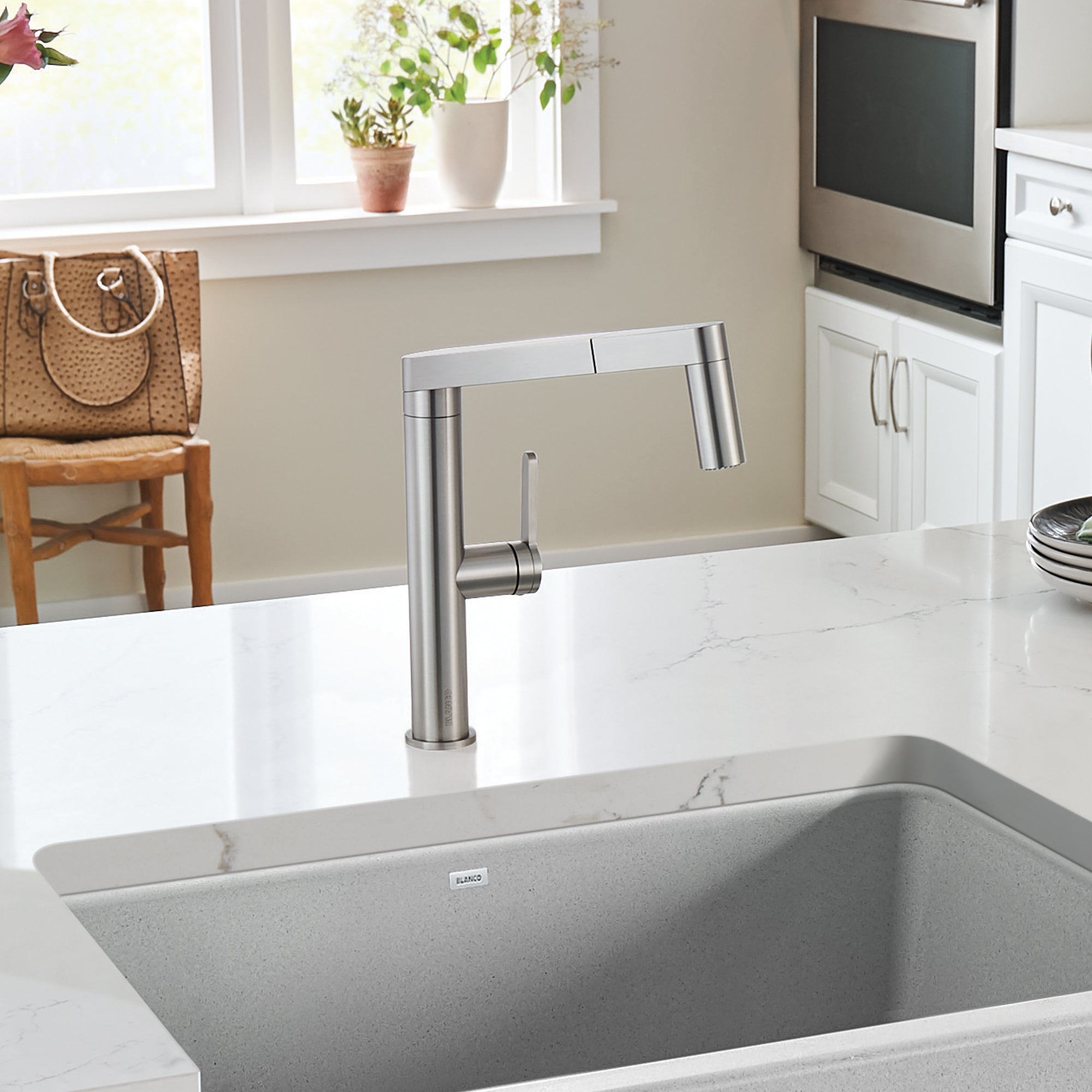 Blanco 402043- PANERA Low Arc Pull-Out Dual Spray Faucet, Stainless Steel - FaucetExpress.ca