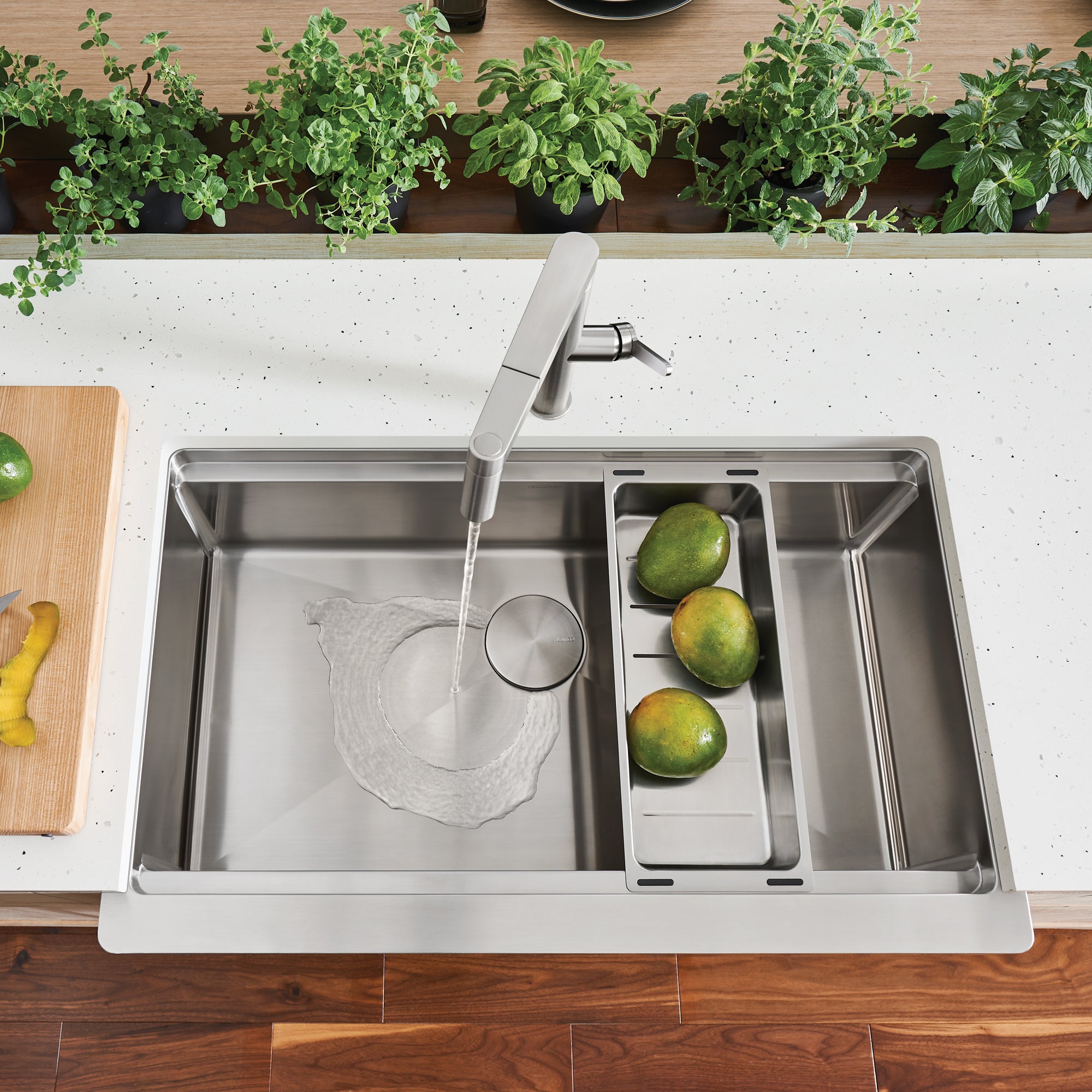 Blanco 402254- Quatrus R15 Ergon S. Single, Farmhouse Sink, Stainless Steel - FaucetExpress.ca