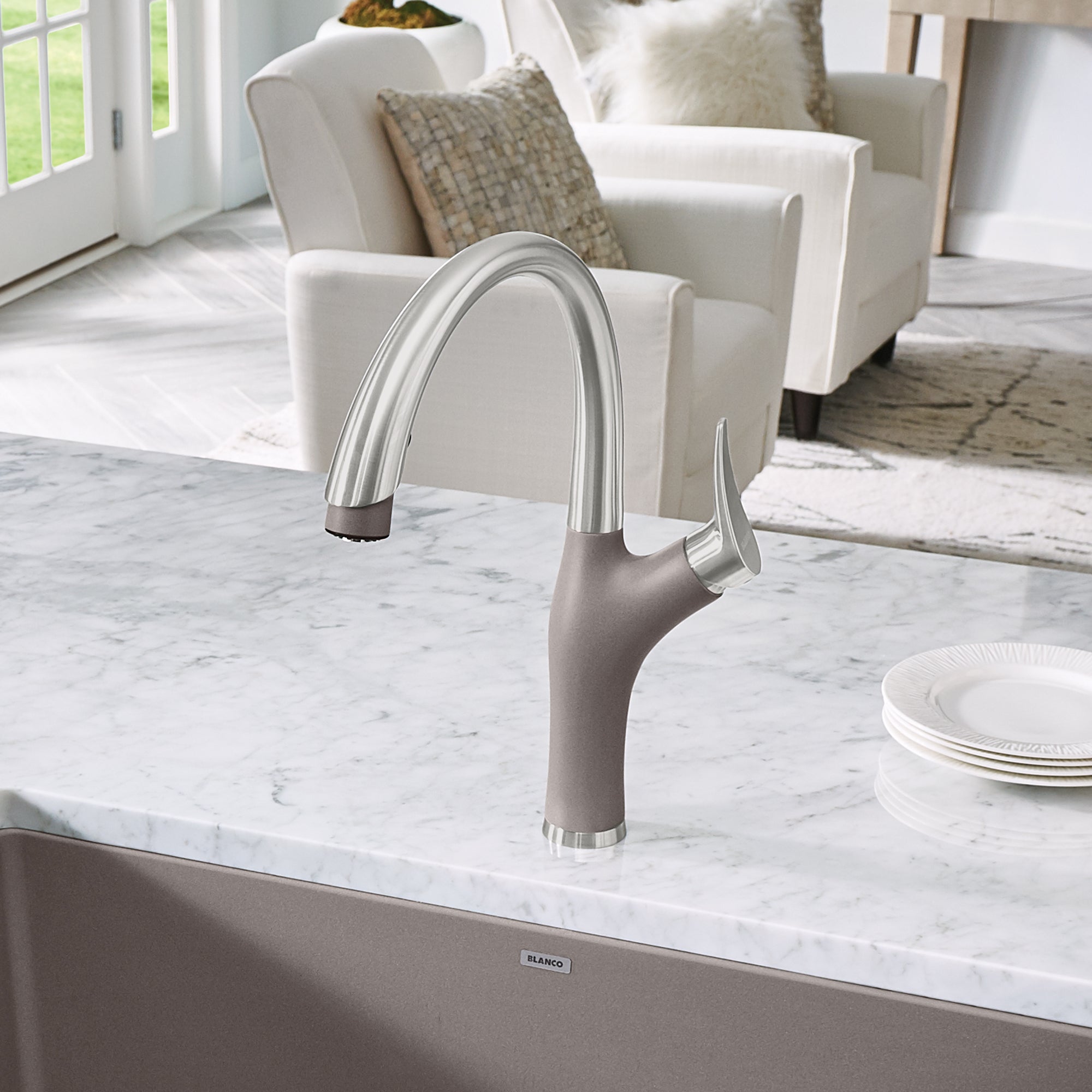 Blanco 442035- Artona Pull Down 1.5 Gpm, Pvd Steel / Truffle - FaucetExpress.ca