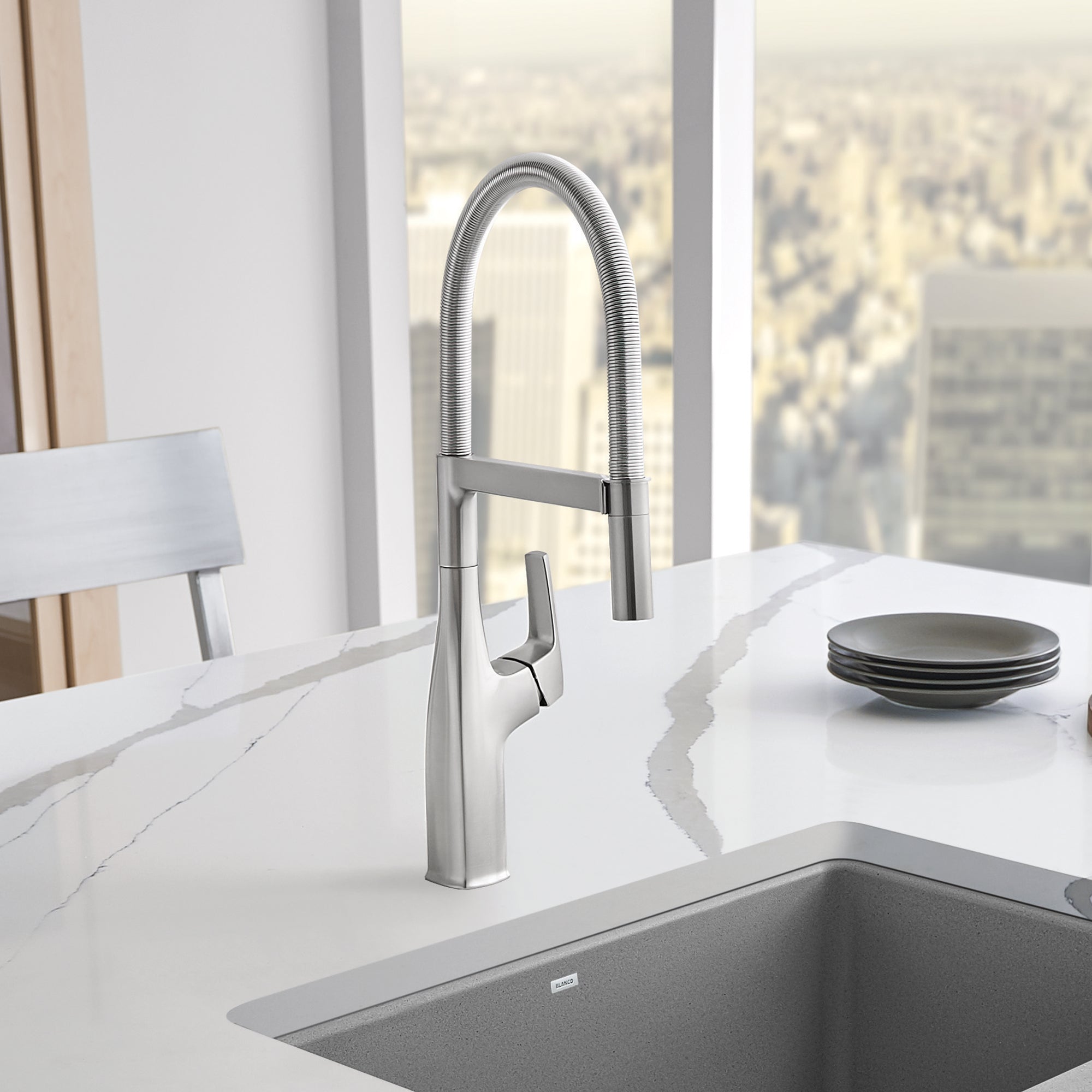 Blanco 442676- RIVANA SEMI-PRO, Pull-down Kitchen Faucet, 1.5 GPM (Dual-spray), Stainless Finish - FaucetExpress.ca