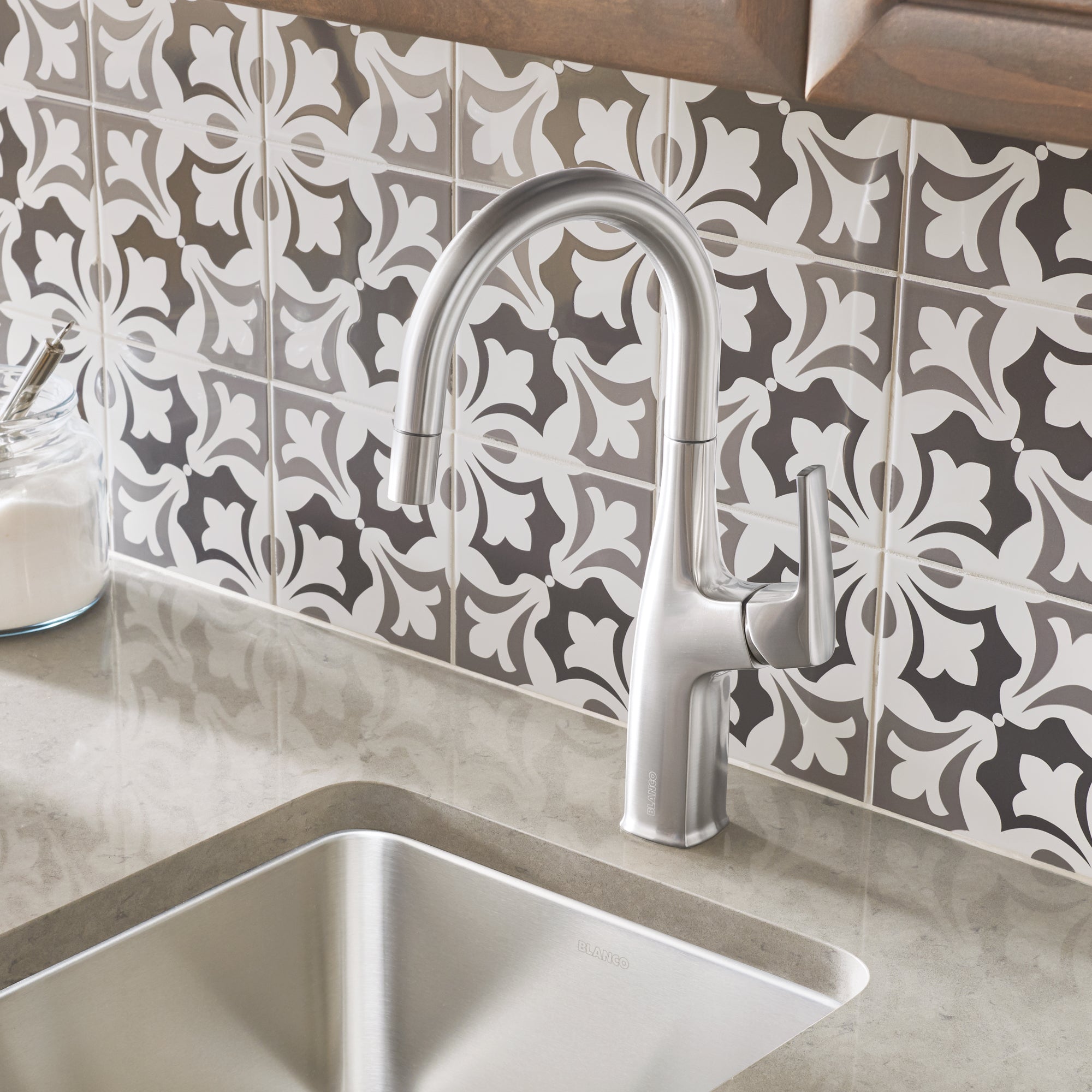 Blanco 442682- RIVANA BAR/PREP, Pull-down Kitchen Faucet, 1.5 GPM flow rate, Stainless Finish - FaucetExpress.ca