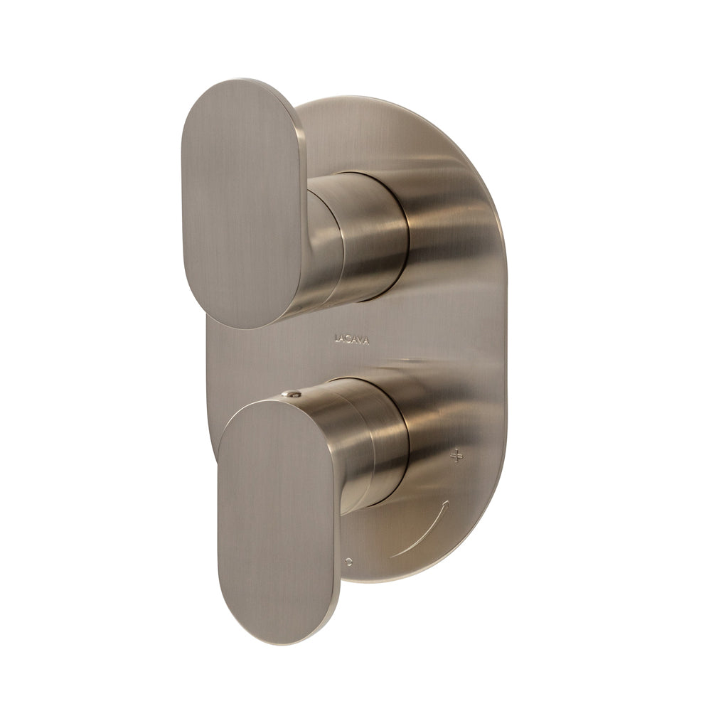 Lacava - Built-In Progressive Pressure Balancing Mixer With 3- Way Diverter, Two Lever Handles And An Oval Backplate. Water Flow Rate: 5.6 Gpm At 45 Psi.