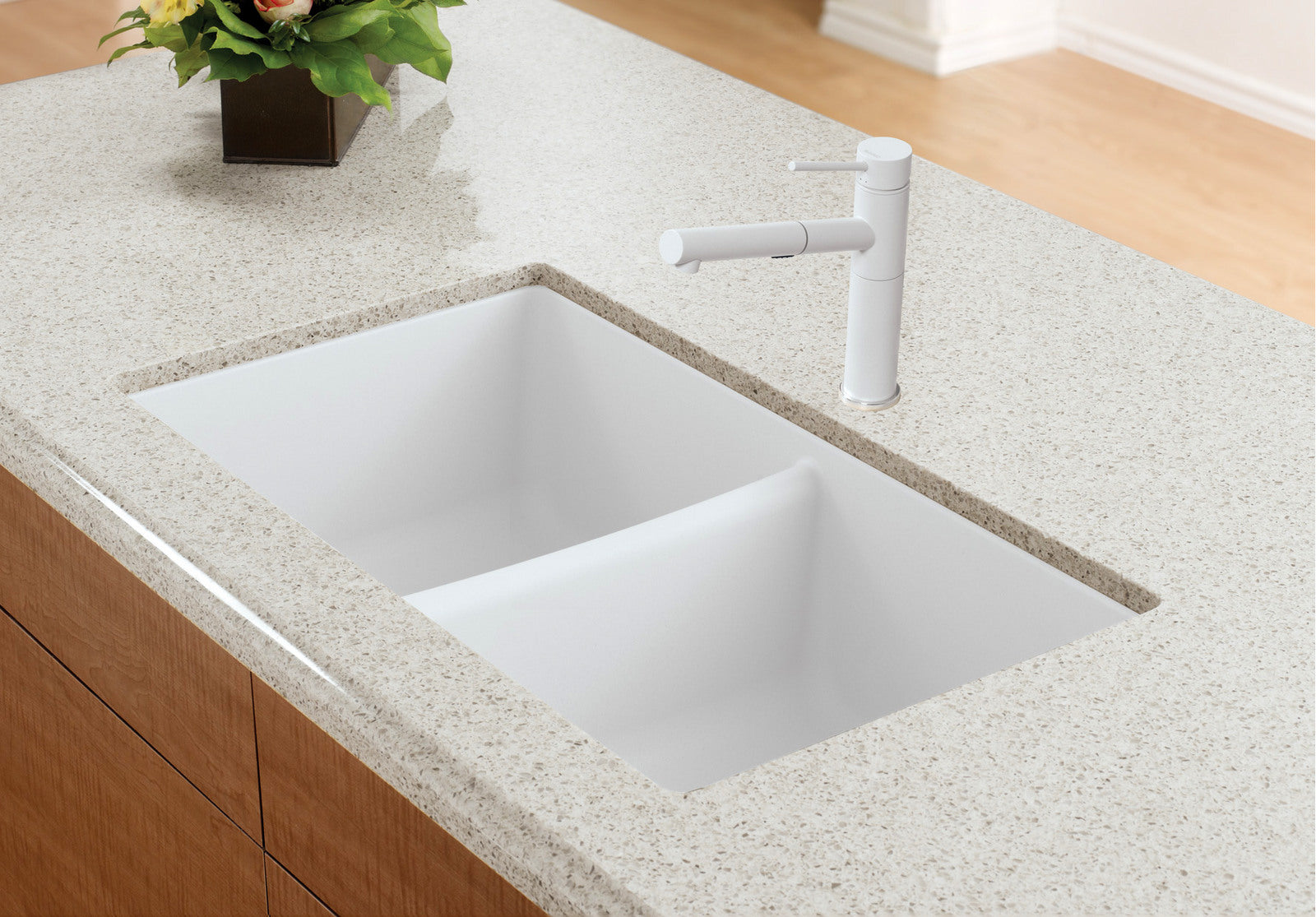 Blanco 401269- Blanco Horizon U 2 Undermount Kitchen Sink, 2 Bowls, Granite, White - FaucetExpress.ca