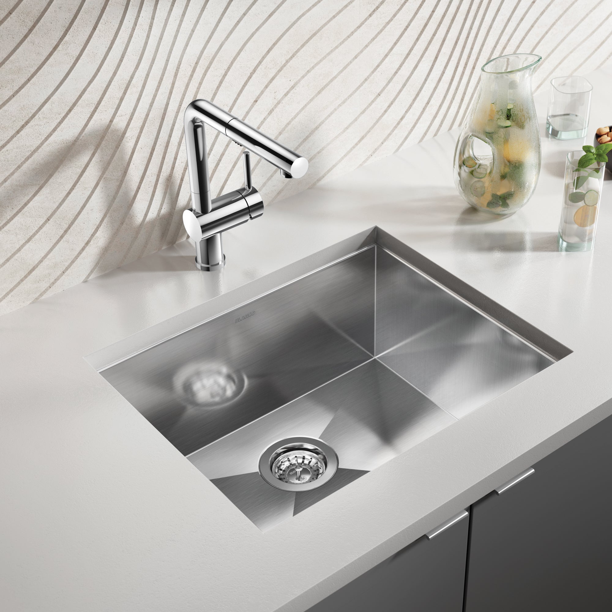 Blanco 401273- QUATRUS U 1 Undermount Kitchen Sink, Stainless Steel - FaucetExpress.ca
