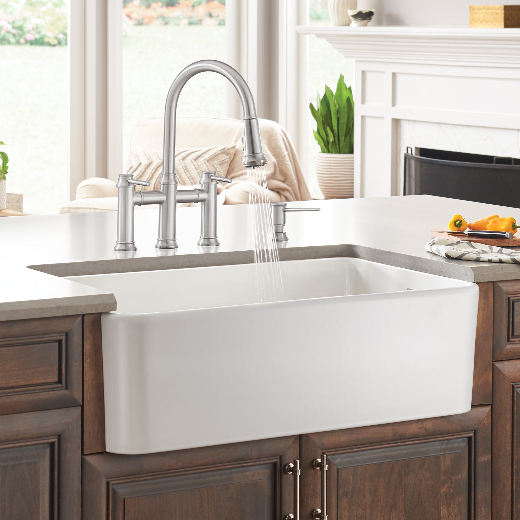 Blanco 401428- CERANA, Ceramic/Fireclay Farmhouse Kitchen Sink, Ceramic White - FaucetExpress.ca