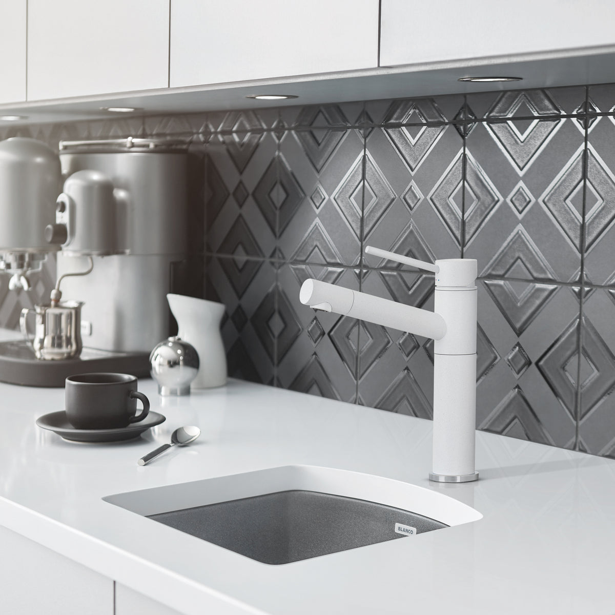 Blanco 401663- DIAMOND Mini Bar/Prep Sink, SILGRANIT, Metallic Gray - FaucetExpress.ca