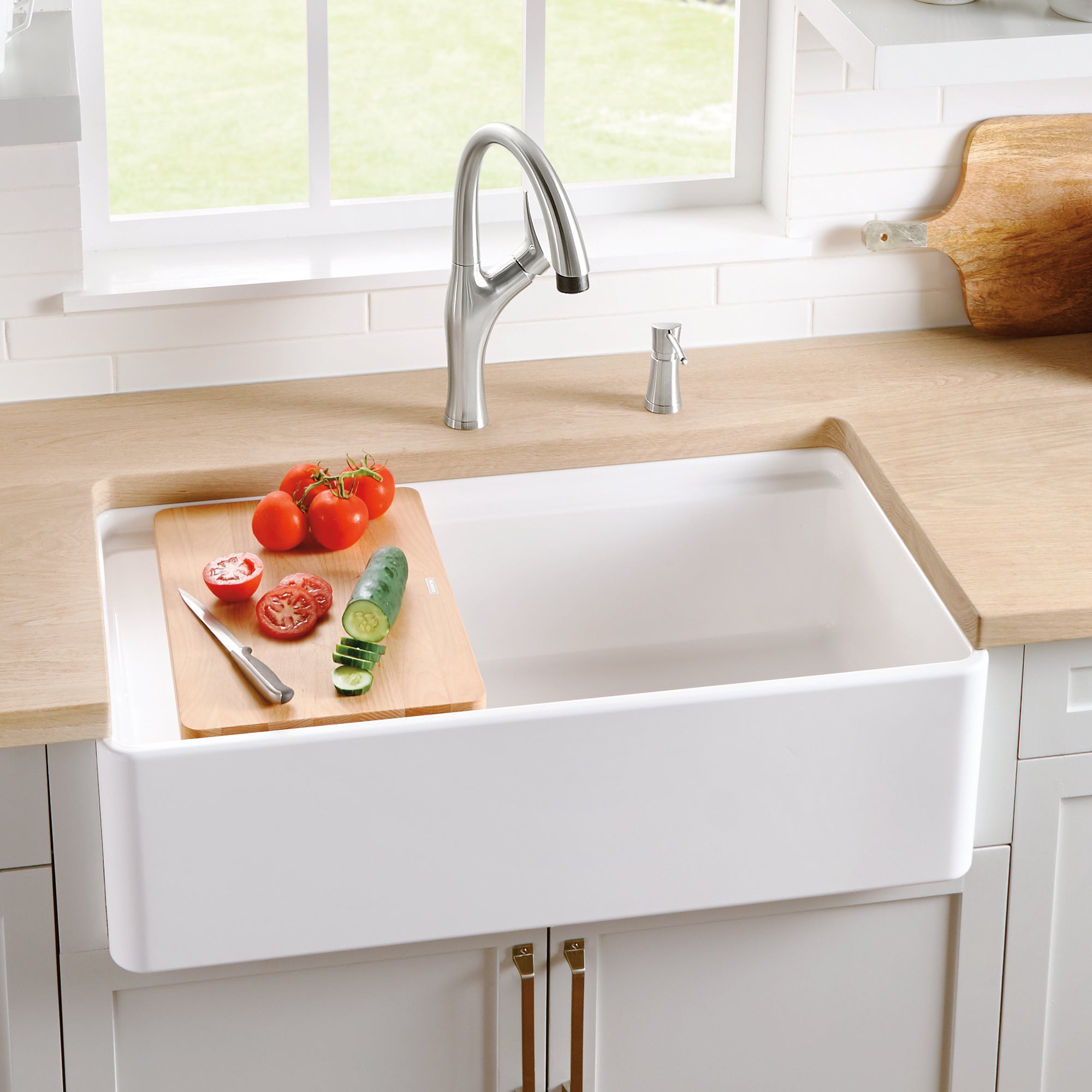 Blanco 401808- PROFINA 36" Farmhouse Kitchen Sink, Fireclay, Ceramic White - FaucetExpress.ca
