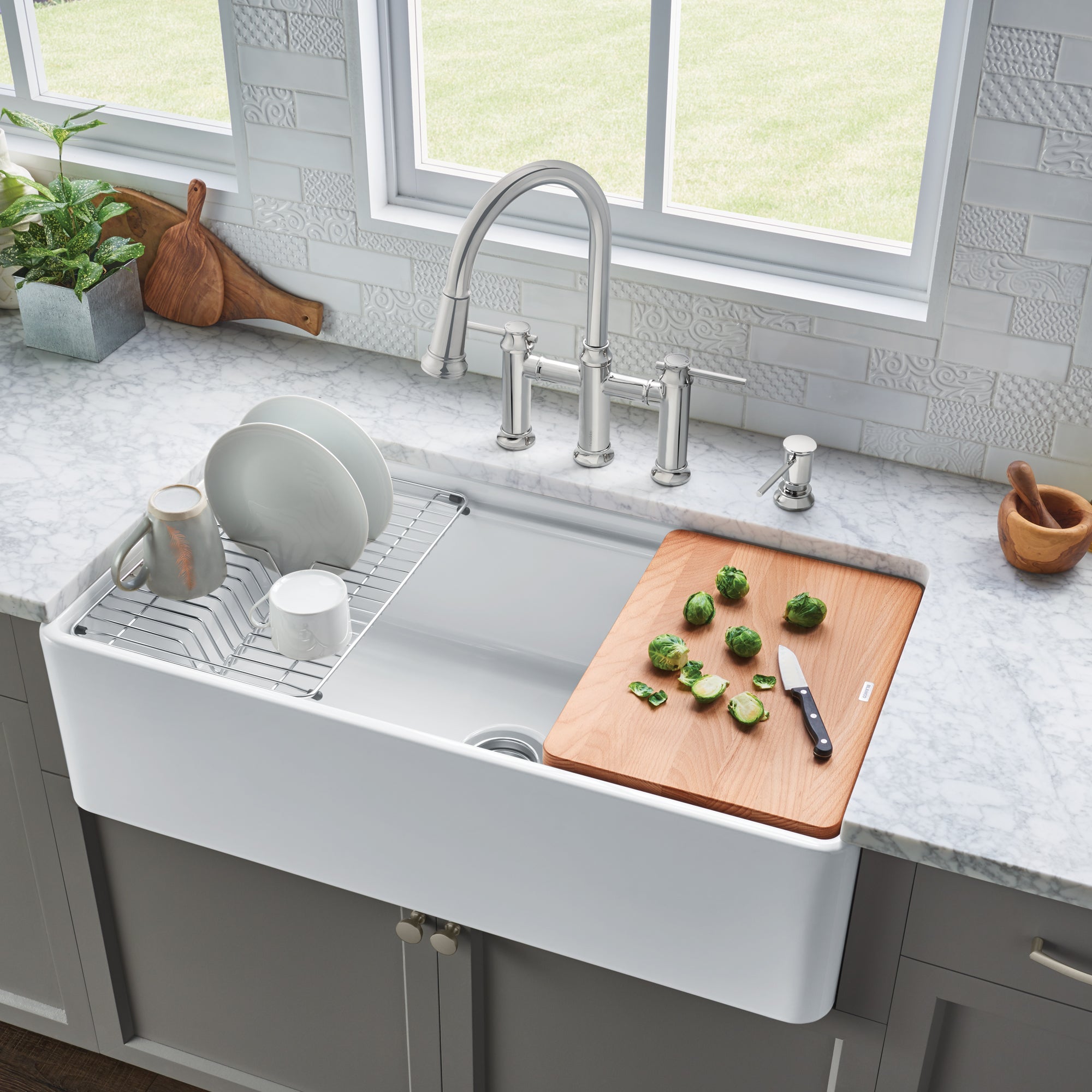 Blanco 401808- PROFINA 36" Farmhouse Kitchen Sink, Fireclay, Ceramic White - FaucetExpress.ca
