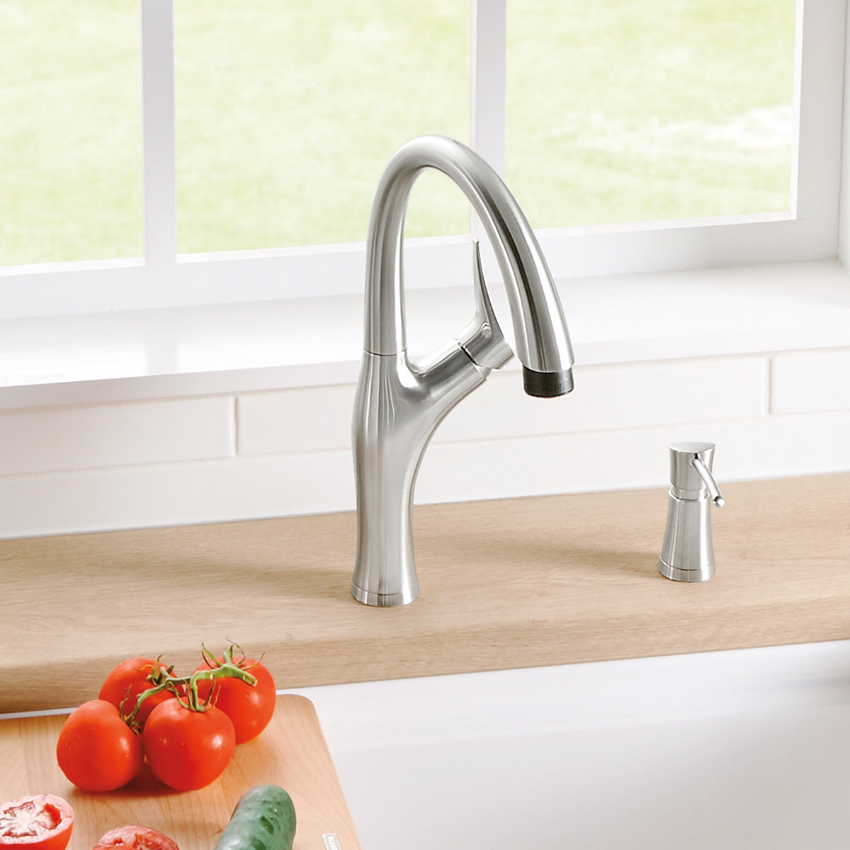 Blanco 442038- Artona Pull Down 1.5 Gpm, Chrome - FaucetExpress.ca