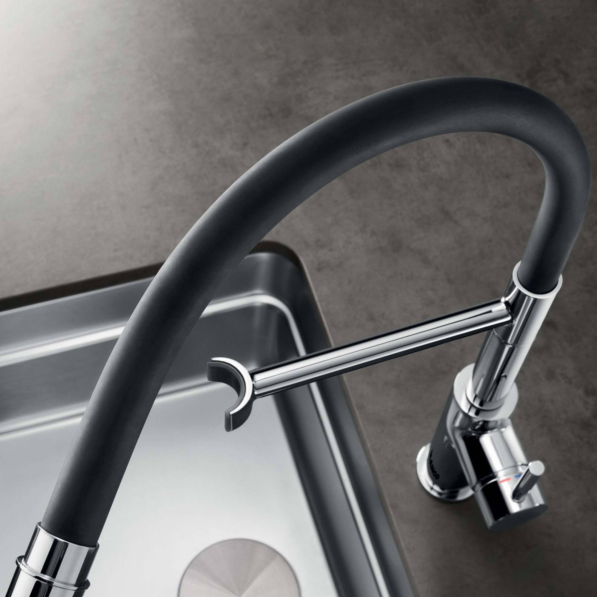 Blanco 402448- CATRIS FLEXO, Semi-professional Pull-down Kitchen Faucet, 1.5 GPM (Dual-spray), Stainless Finish - FaucetExpress.ca